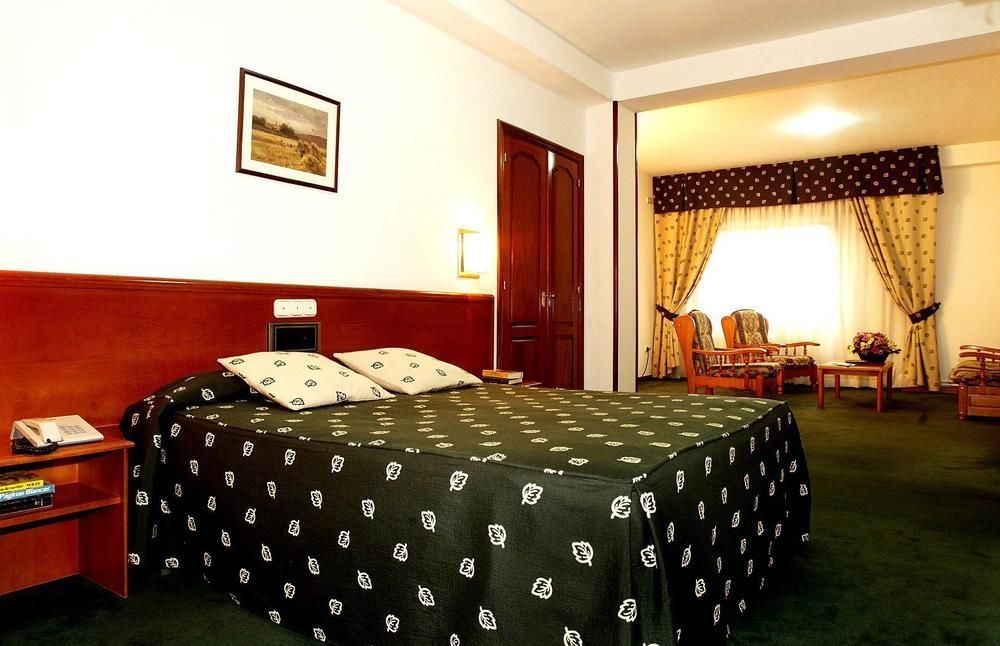 Hotel Scala Падрон Экстерьер фото