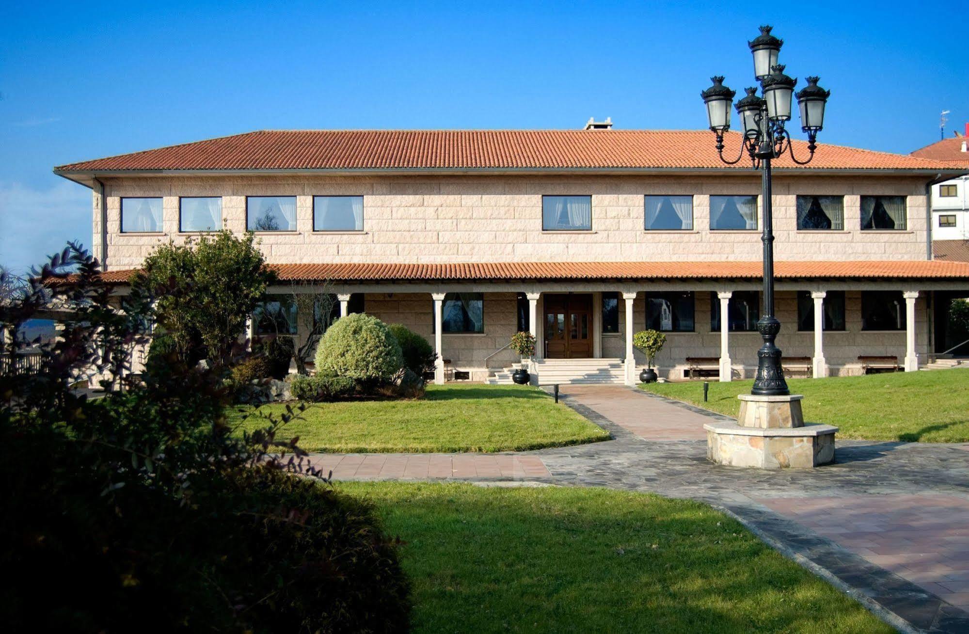 Hotel Scala Падрон Экстерьер фото